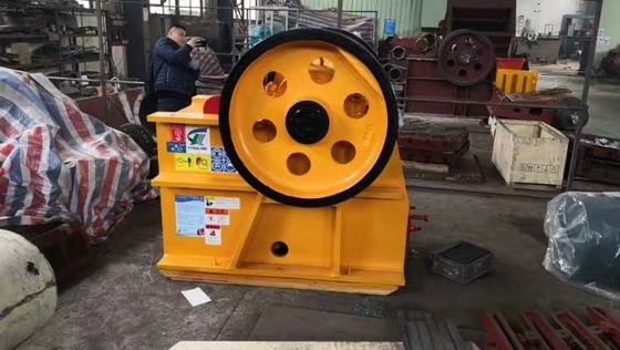 triturador PE250*400 da rocha da pequena escala da mineração da máquina 5-20 TPH do triturador de maxila 15Kw