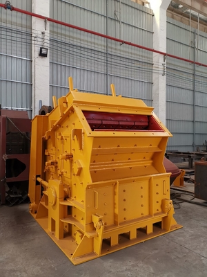 ISO vertical concreto amarelo do CE da máquina 75Kw do triturador de impacto, triturador de impacto hidráulico, triturador de impacto portátil
