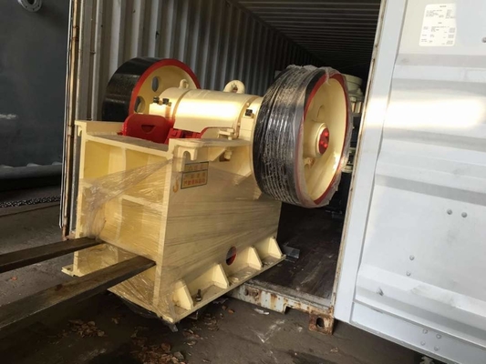 Tamanho de alimentação do triturador 500mm da rocha do minério do ouro da trilha de Mini Small Mobile Jaw Crusher