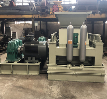 Núcleo da areia do pó de quartzo 2PG0425 que faz a máquina 45kw para materiais médios da dureza